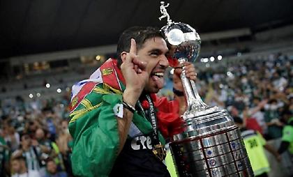 Φερέιρα: «Τσεκάρω τους παίκτες που μου προτείνουν στο Football Manager»