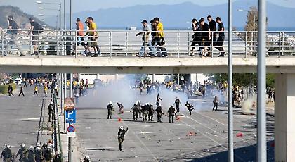 Απίστευτη πρόταση Πιπιλή: «Να πηγαίνουν γήπεδο οι μανάδες να προσέχουν τους χούλιγκαν»
