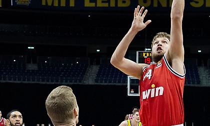 Βεζένκοβ: «Αγωνιστήκαμε όπως έπρεπε»