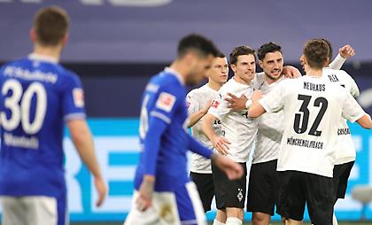 «Ξεμπούκωσε» κόντρα στην... γκελάτη Σάλκε η Γκλάντμπαχ