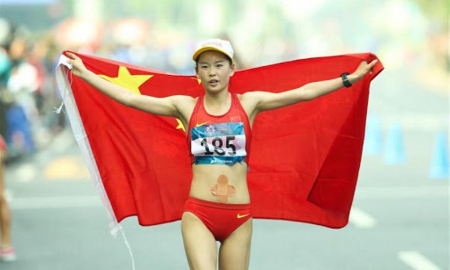 Παγκόσμιο ρεκόρ στα 20 χιλιόμετρα βάδην γυναικών από τη Γιανγκ