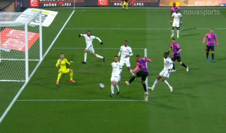 Λιόν-Παρί Σεν Ζερμέν: 0-1, «χτυπάει» στο 15' ο Εμπαπέ (video)