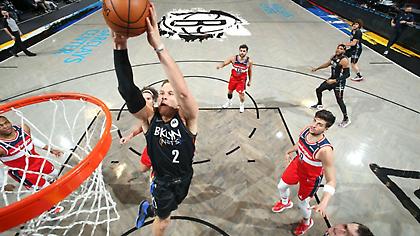 Ακάθεκτοι Νετς και Σίξερς, συντριβή για Λέικερς και μαγεία Ντόντσιτς