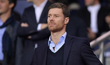 Kicker: «Δεν αναλαμβάνει την Γκλάντμπαχ ο Αλόνσο»