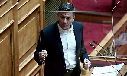 «Ο κ. Αυγενάκης παρεμβαίνει ωμά στις εκλογές της ΕΠΟ»!