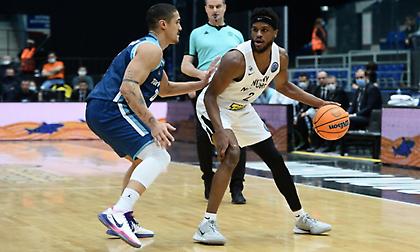 «Πάτησε» την Τουρκ Τέλεκομ και αγκαλιάζει την πρόκριση η Νίζνι