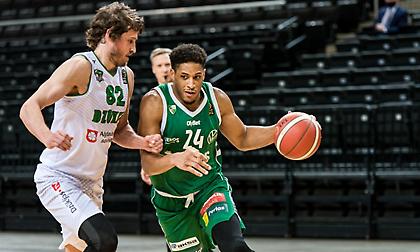 Δύσκολη νίκη για τη Ζαλγκίρις