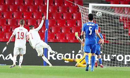 Η μπαλιά-ξυραφιά του Κόκε και το άψογο τελείωμα του Μοράτα για το 1-0 της Ισπανίας