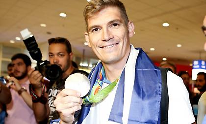 Στηρίζουν Γιαννιώτη οι… παλιοί κολυμβητές!