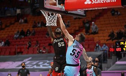 Έκανε… poster τον Ρόμπινσον ο Ντέρικ Τζόουνς Τζούνιορ στην κορυφή του Top 10