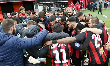 Kρούσματα κορωνοϊού στην Παναχαϊκή, κίνδυνος αναβολής στο ματς με τον Ιωνικό