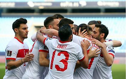 Πάει... τρένο η Τουρκία, σεφτές για Ολλανδία!