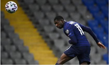 Καζακστάν-Γαλλία: Έκανε… blooper σε εκτέλεση κόρνερ ο Ντεμπελέ! (video)