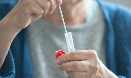 Κορωνοϊός: Έρχονται τα self tests – Αρχές Απριλίου τα πρώτα 10 εκατ. στα φαρμακεία