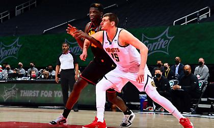 Νάγκετς-Χοκς