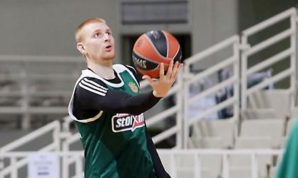 Γουάιτ: «Σημαντικό το ματς με Μπασκόνια και η επιστροφή Νέντοβιτς»