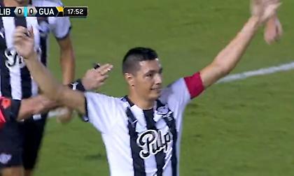 Τα στάζει και στα 37 του ο Καρντόσο (video)