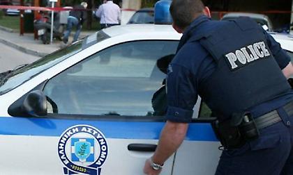 Καλαμαριά: Οπαδική βία «βλέπουν» οι Αρχές πίσω από τον εμπρησμό σε πολυκατοικία