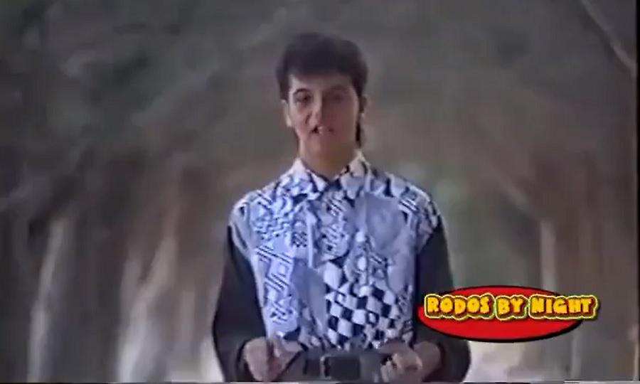 Σπάνιο cringe βίντεο: Ο Τριαντάφυλλος έφηβος τραγουδά «Φοβιτσιάρα μου»