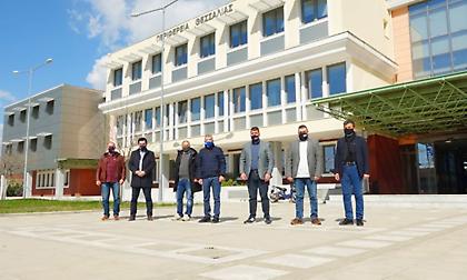 Super League 2: Πρόσφερε τρόφιμα και αθλητικό υλικό σε σεισμοπαθείς