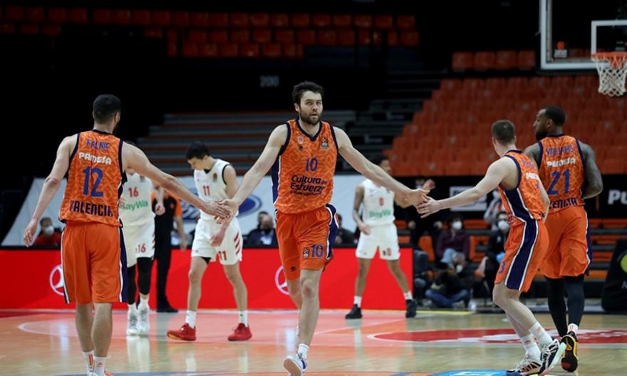 Τόμπι: «Μόνο νίκη με Ολυμπιακό»