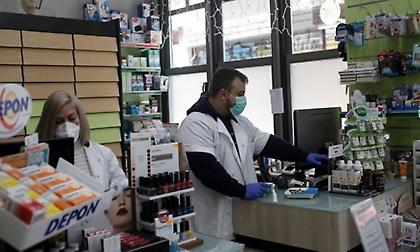 Απέσυρε το Υπουργείο Υγείας τη διάταξη για διενέργεια ράπιντ τεστ από τα ιδιωτικά φαρμακεία