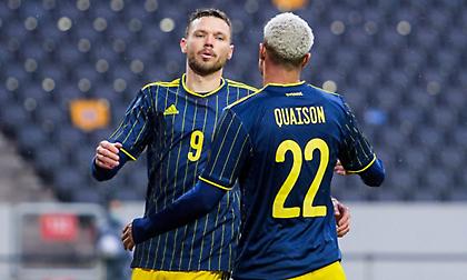 «Καθάρισε» για τη Σουηδία ο Μπεργκ, «θεατής» ο Ζλάταν