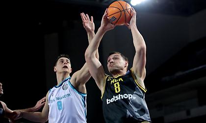 Η κριτική της ΑΕΚ: Ένας Ματσιούλις να παλεύει για όλους