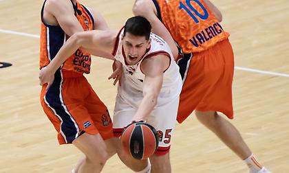 Λαρεντζάκης: «Ο Ολυμπιακός σίγουρα κάτι χρωστάει στη Ρεάλ από το 2014»