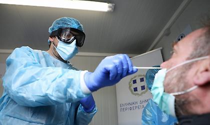 Τζανάκης: Τις επόμενες μέρες τα πραγματικά κρούσματα θα είναι 9.000
