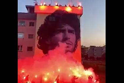 Νάπολι: Φοβερό γκράφιτι για Μαραντόνα με εντυπωσιακά αποκαλυπτήρια