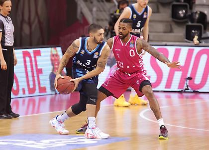 Πέρασε από τη Βόννη η Άλμπα