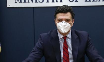 Κικίλιας: Γιατί θα λειτουργήσει το λιανεμπόριο σε Αττική, αλλά όχι σε Κοζάνη, Θεσσαλονίκη και Αχαΐα