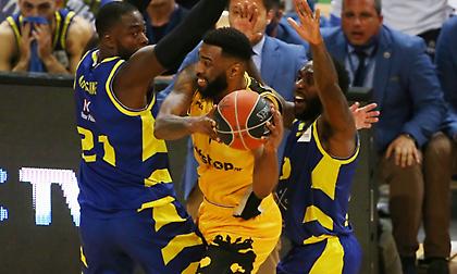 Τρομερός Λάνγκφορντ: «Βγάζω το καπέλο στα νέα παιδιά του Λαυρίου» (pic)