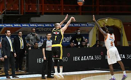 Εξετάσεις στην αριστερή ποδοκνημική για τον Σταμάτη