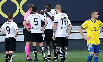 Τι γράφτηκε στο φύλλο αγώνα για τη ρατσιστική επίθεση σε Ντιακαμπί