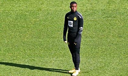 Ντόρτμουντ: Τέλος η σεζόν για Μουκοκό!