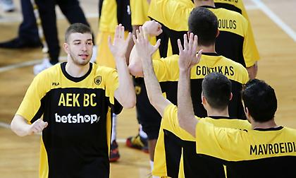 Στα δικαστήρια θα λύσουν τις διαφορές τους ΑΕΚ και Ρογκαβόπουλος