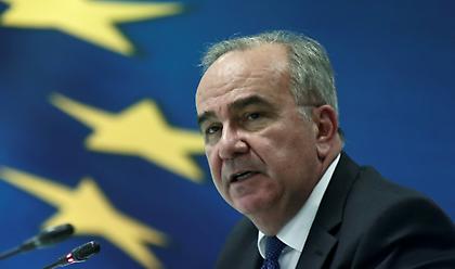 Παπαθανάσης: Μετά το Πάσχα η επαναλειτουργία της εστίασης στους εξωτερικούς χώρους