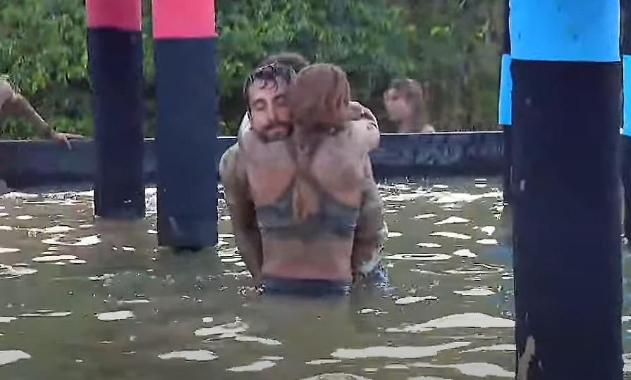 Survivor: Αφιερώσεις και αγκαλιές από Σάκη σε Μαριαλένα