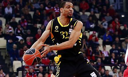 «Βλέπει Χάντερ και Λαντέιλ ο Ολυμπιακός»