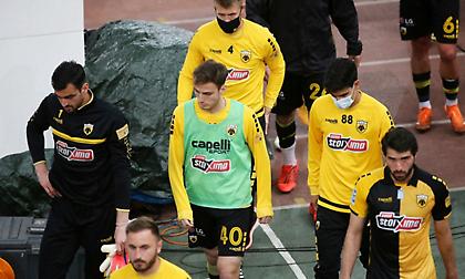 Τσακίρης: «Δεν θυμάμαι ξανά την ΑΕΚ σε τέτοια κατάσταση»