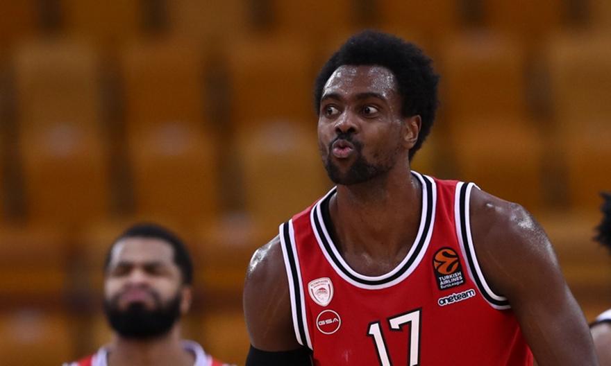 Ολυμπιακός: Νοκ άουτ με Χίμκι ο Ζαν-Σαρλ