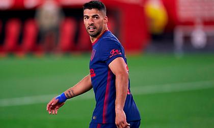 «Εκτός μάχης για τρεις εβδομάδες ο Σουάρες»