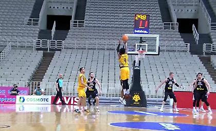 Σημαντική άμυνα και στα... καπάκια τρίποντο από τον Μέικον (video)