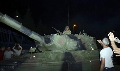 Τουρκία: Ισόβια σε 4 απόστρατους στρατιωτικούς για την απόπειρα πραξικοπήματος του 2016