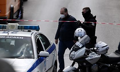 Δολοφόνησαν τον δημοσιογράφο Γιώργο Καραϊβάζ