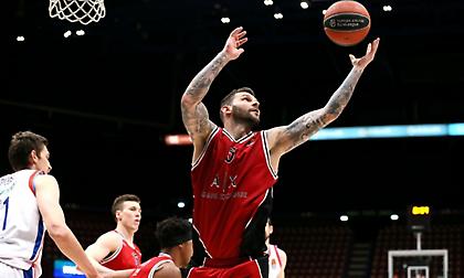 Πάρτι τετράδας με καλεσμένη την Εφές για Αρμάνι!