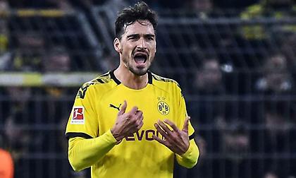 Έφυγε το πούλμαν της Ντόρτμουντ και… ξέχασε τον Χούμελς στην Κολωνία!