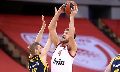 Ολυμπιακός-Χίμκι (4η περίοδος)